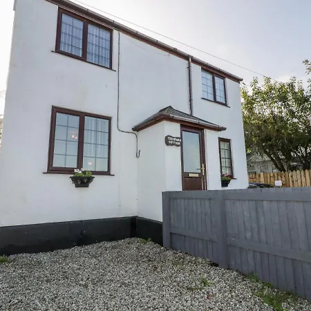 Trevowah Holiday home